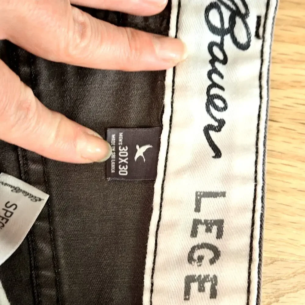 Eddie Bauer men's LengendWash Chino Pants size 30